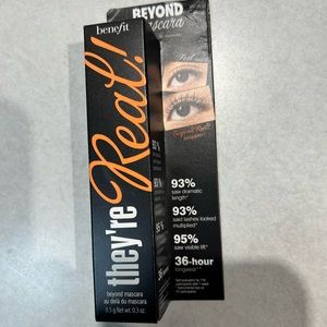 “They’re Real” Beyond Mascara Jet Black